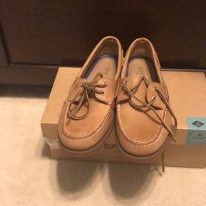 Sperry Sahara Boat Shoes